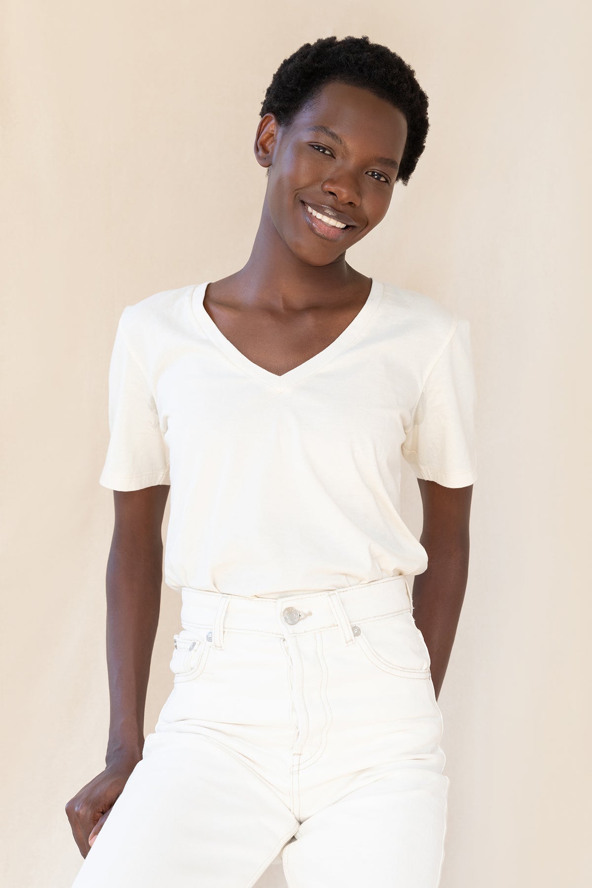 100% Organic Cotton V-Neck T-shirt | ROTE